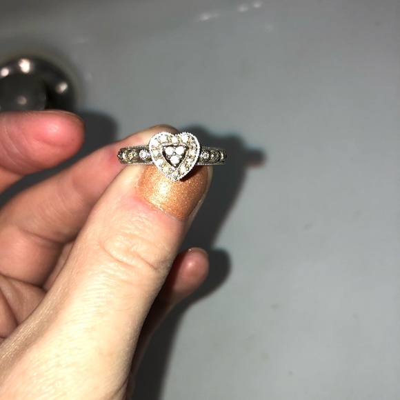 White gold heart-shaped diamond ring - Picture 7 of 7